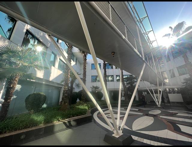 695M² OFFICE TO LET IN ROSEBANK